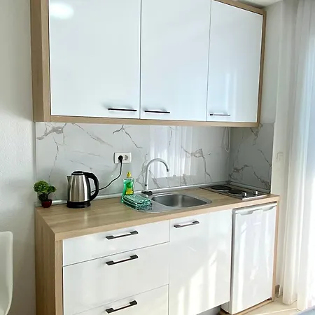 Millene Apartmanhotel *